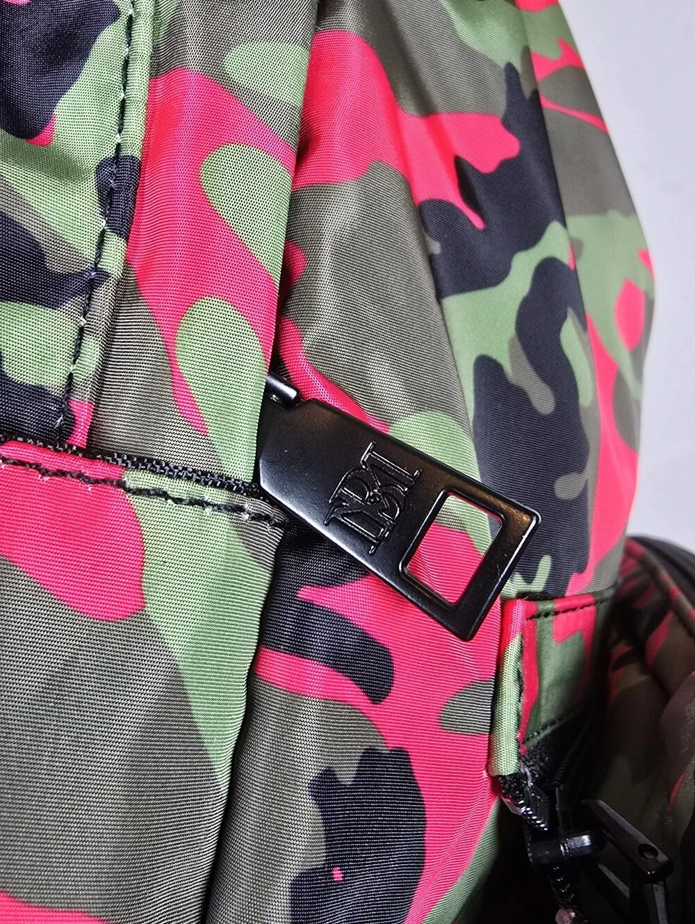 NWT Badgley Mischka Camo Nylon Backpack With Detachable Pocket Bag Gym School